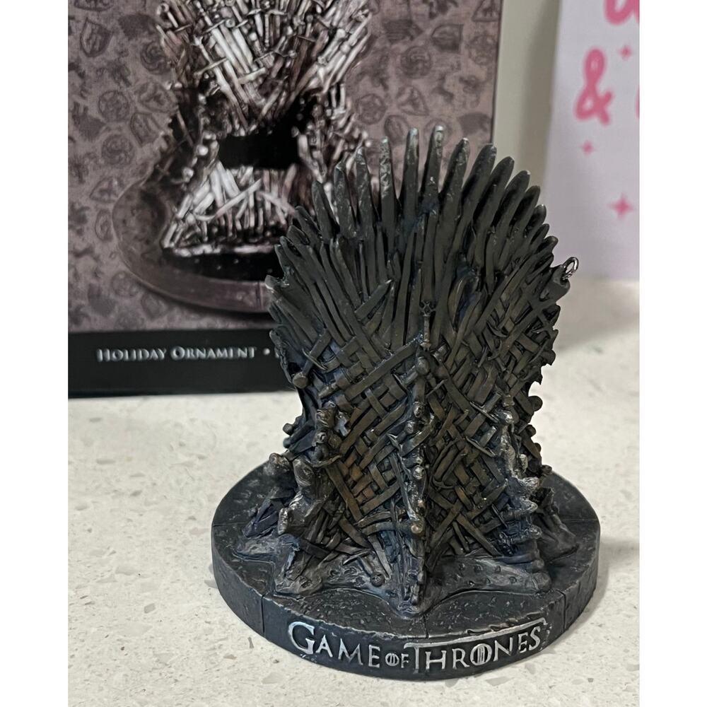 Collectible Figurine Game of Thrones7" Iron Throne Replica - Picture 3 of 9